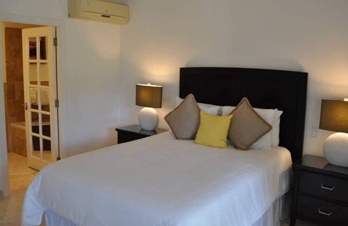 Westmoreland Apartment | Beautiful Three Bedroom Apartment