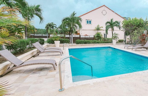 Porters Villa | Beautiful Villa at Porters Gate