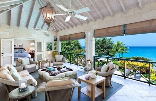 Gibbs Bay Villa | Bonavista (3/4 Rooms)