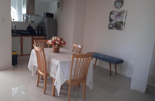 Inch Marlowe Apartment | Breezy LR GND Floor Apt Higher Heights, Barbados