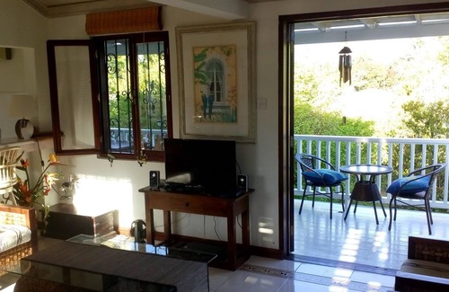 Porters Apartment | Charming West Coast Two Bedroom Apartment - Close to Lovely Beaches