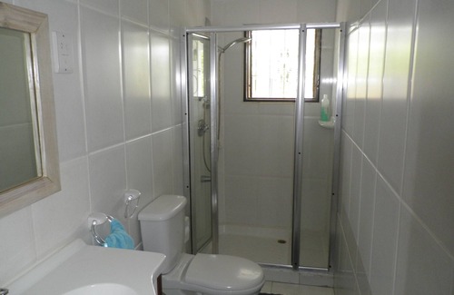 Porters Apartment | Charming West Coast Two Bedroom Apartment - Close to Lovely Beaches
