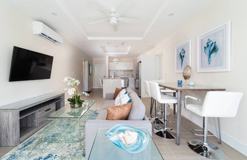 Little Battaleys Condo | Condo ∙ 2 bedrooms ∙ 4 guests
