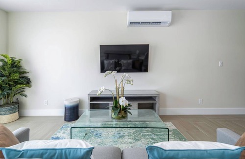 Little Battaleys Condo | Condo ∙ 2 bedrooms ∙ 4 guests