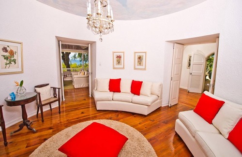 Mullins Cottage | Cottage ∙ 8 bedrooms ∙ 16 guests