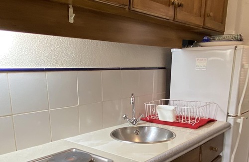Blue Waters Apartment | Cozy Retreat Located At The Idyllic Rockley Golf Resort .