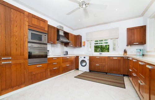 Mount Brevitor Villa | Elegance 3 bedroom townhouse in Barbados with plunge pool