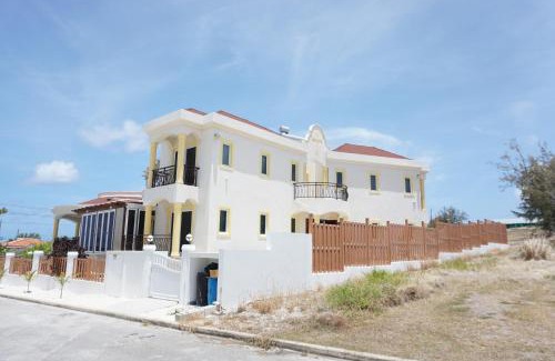 Inch Marlowe Apartment | Exclusive luxury Apartment Higher Heights, Barbados