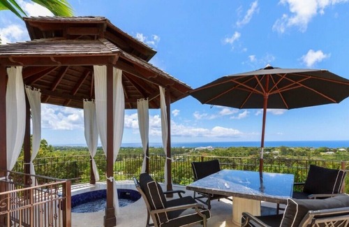 Plumtree Villa | Five Bedroom Luxury Ridge-front Property