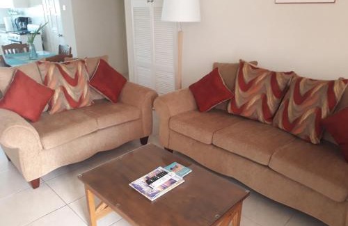 Maxwell Apartment | Half Moon Bay