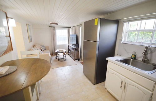 Saint Peter Parish Apartment | Island Bajan 1-bedroom apartment 15 minutes walk to the beach