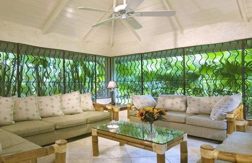 Gibbs Bay House | Jessamine Luxury house