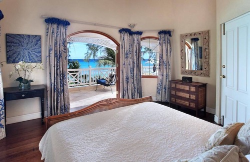 Fitts Village Villa | La Paloma in Fitts Village, St James by Personal Villas - Beachfront Villa with Spectacular Views