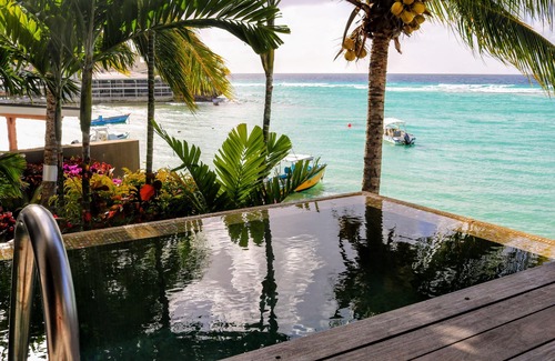 Saint Lawrence Apartment | Luxury Waterfront Condo- Amazing views!