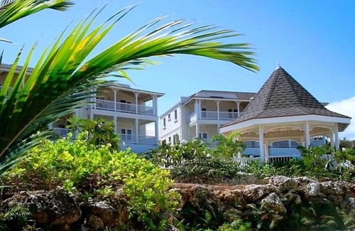 Speightstown Apartment | Luxury West Coast 2 Bed Apt, Panoramic Sea Views. Infinity pool, Jacuzzi, Gym