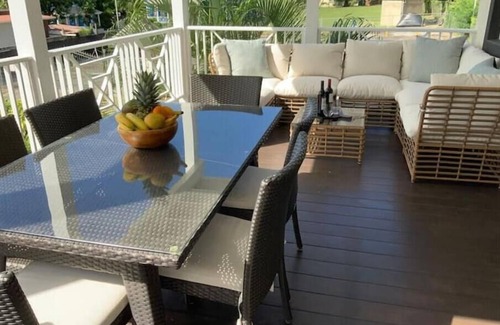 Weston Condo | NEW Sandbox Villa 3 BDR Central to West Coast