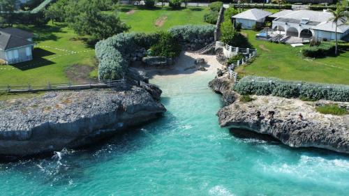 Long Bay Villa | Ocean Mist Villa 4Bd by ZenBreak