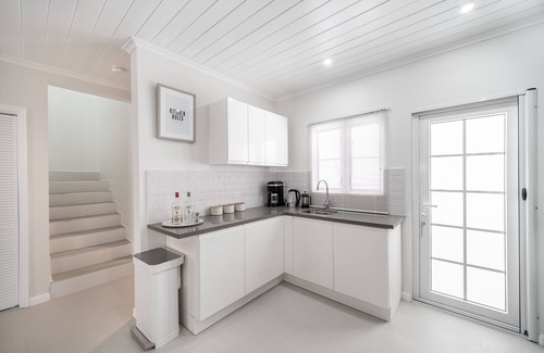 Porters House | Porters Gate 19, Modern Two Bedroom Townhouse, St. James