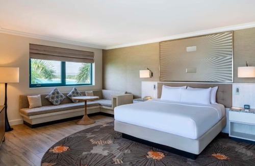 Garrison Historic Area Hotel | Premium Corner Room 1 King Bed