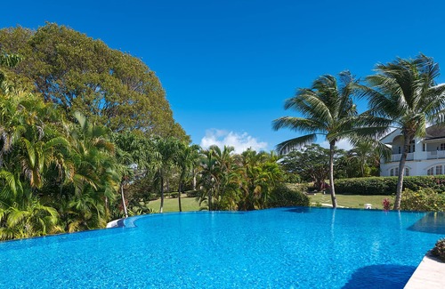 Merlin Bay Apartment | Royal Apartment at Westmoreland