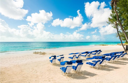 Oistins Hotel | Sea Breeze Beach House All Inclusive by Ocean Hotels