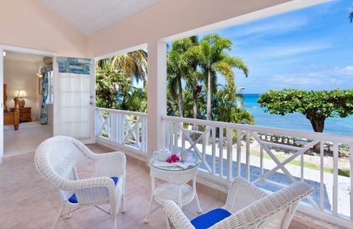 Fitts Village Villa | Seawards, Beachfront, Fitts Village, St. James, Barbados
