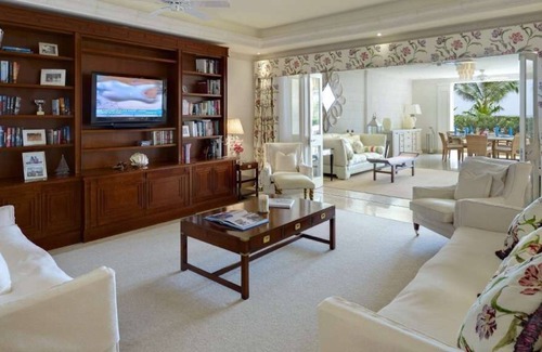 Old Trees Bay Apartment | Smugglers Cove 1 Luxury apartment