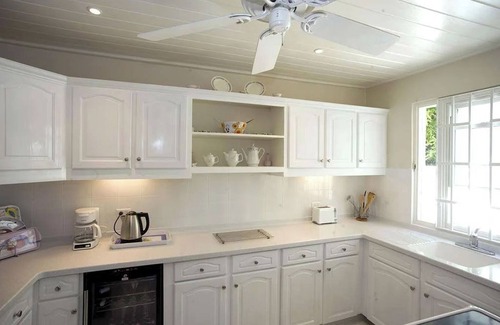 Porters Condo | This enchanting 3 bedroom, 2 bathroom townhouse is nestled mere moments away fro