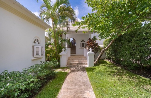 Westmoreland House | Three Bedroom Villa with Onsite Golf Course, Beach Club and Clubhouse Facilities