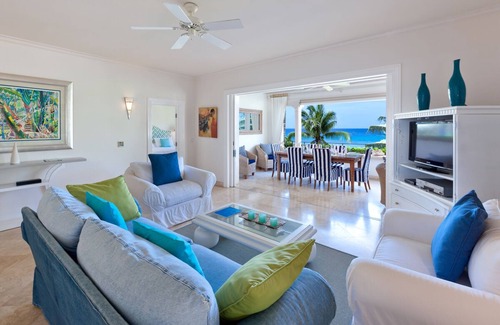 Schooner Bay Apartment | Uninterrupted Beachfront Views - Schooner Bay 207