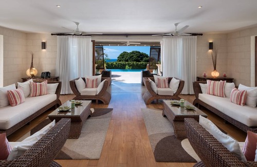Merlin Bay Villa | Villa ∙ 5 bedrooms ∙ 10 guests