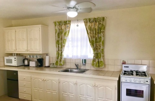 Scarborough Apartment | VILLA MIA Minutes From Miami Beach