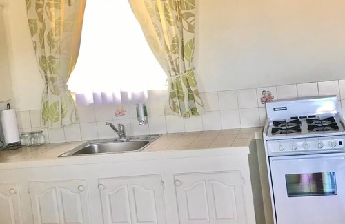 Scarborough Apartment | VILLA MIA Minutes From Miami Beach