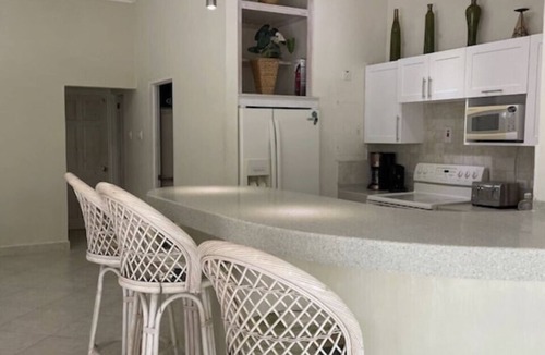 Sunset Crest House | 10 min walk to calm water beach! Private plunge pool on deck, Sunset Crest.