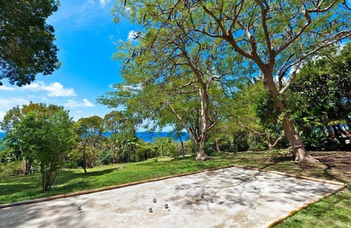 Clinketts House | 11 Acre Estate with Beach Facility - Fustic House 6 bed