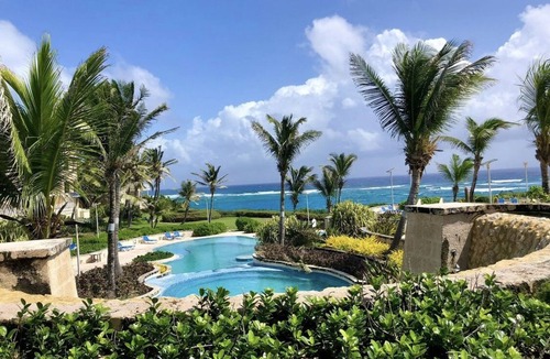 Diamond Valley Resort | 1BR/2BA Suite - Kitchen, Living Room & Balcony - Private Resort on Crane Beach!n