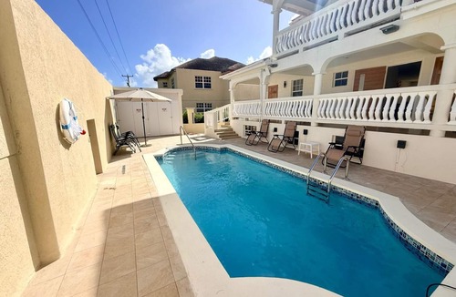 Thombury Hill Apartment | 1BR NEWLY REFURBISHED Apartment | Pool | Minutes to Oistins