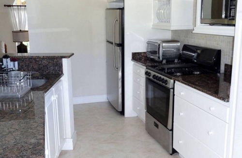 Sion Hill House | 2 bed country plantation apartment