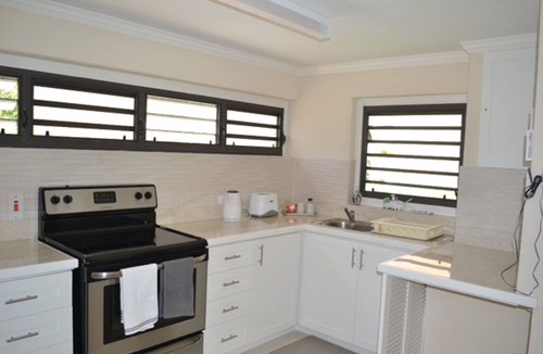 Garrison Historic Area Apartment | 2 bedroom 1 bathroom unit on Barbados' south coast near to shopping & beaches.