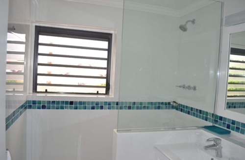 Garrison Historic Area Apartment | 2 bedroom 1 bathroom unit on Barbados' south coast near to shopping & beaches.