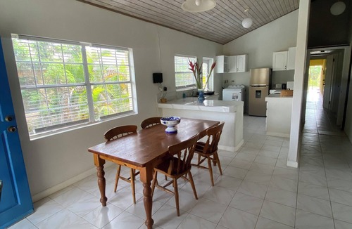 Rendezvous Apartment | 2 bedroom 2bathroom near Holetown