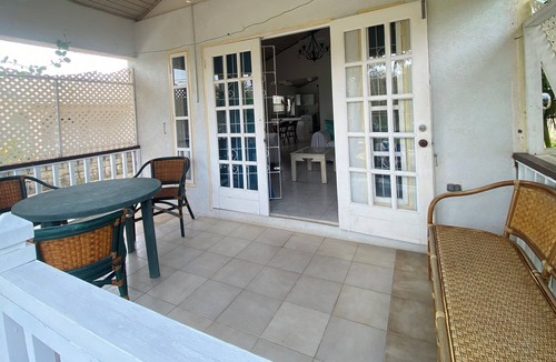 Rendezvous Apartment | 2 bedroom 2bathroom near Holetown