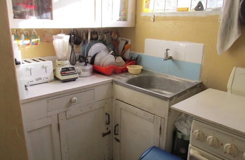 Bridgetown House | 2 bedroom house 100 metres from Carlisle Bay/Brownes beach