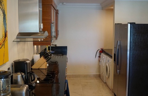 Old Trees Bay Apartment | 2 bedroom property located in a resort with direct beach access