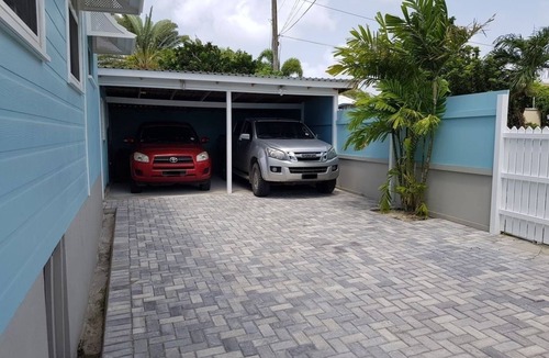 Rockley Apartment | 2 minute Walk to Beach, Newly Renovated, 2 Bedroom 2 Bathroom Apartment #1