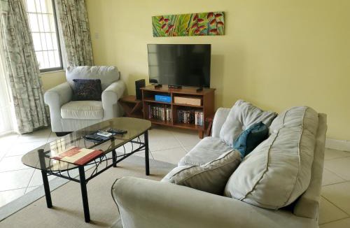 Hastings Apartment | 25 Margate Gardens