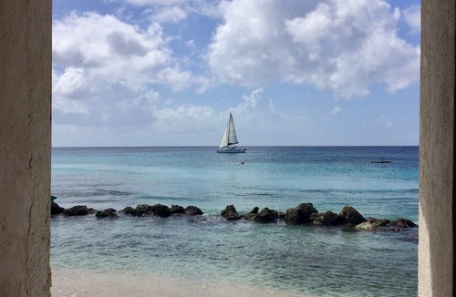 Vuemont Apartment | ‘267atVuemont’. Beautiful Luxury 2 Bed Apartment, Tropical Gardens & Sea Views