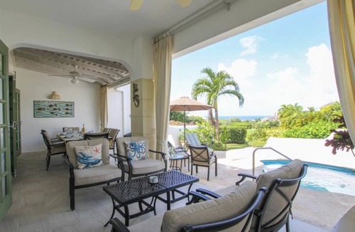 Forest Hills Villa | 3 bed villan3.5 bathroomnAir connWifin3 poolsnGymnTennisnGated communityn
