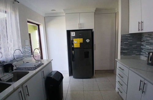 Clermont House | 3-bedroom house in beautiful Saint Michael with AC and charm