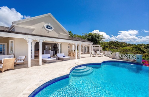 Weston Villa | 3 Bedroom Ridgefront Villa